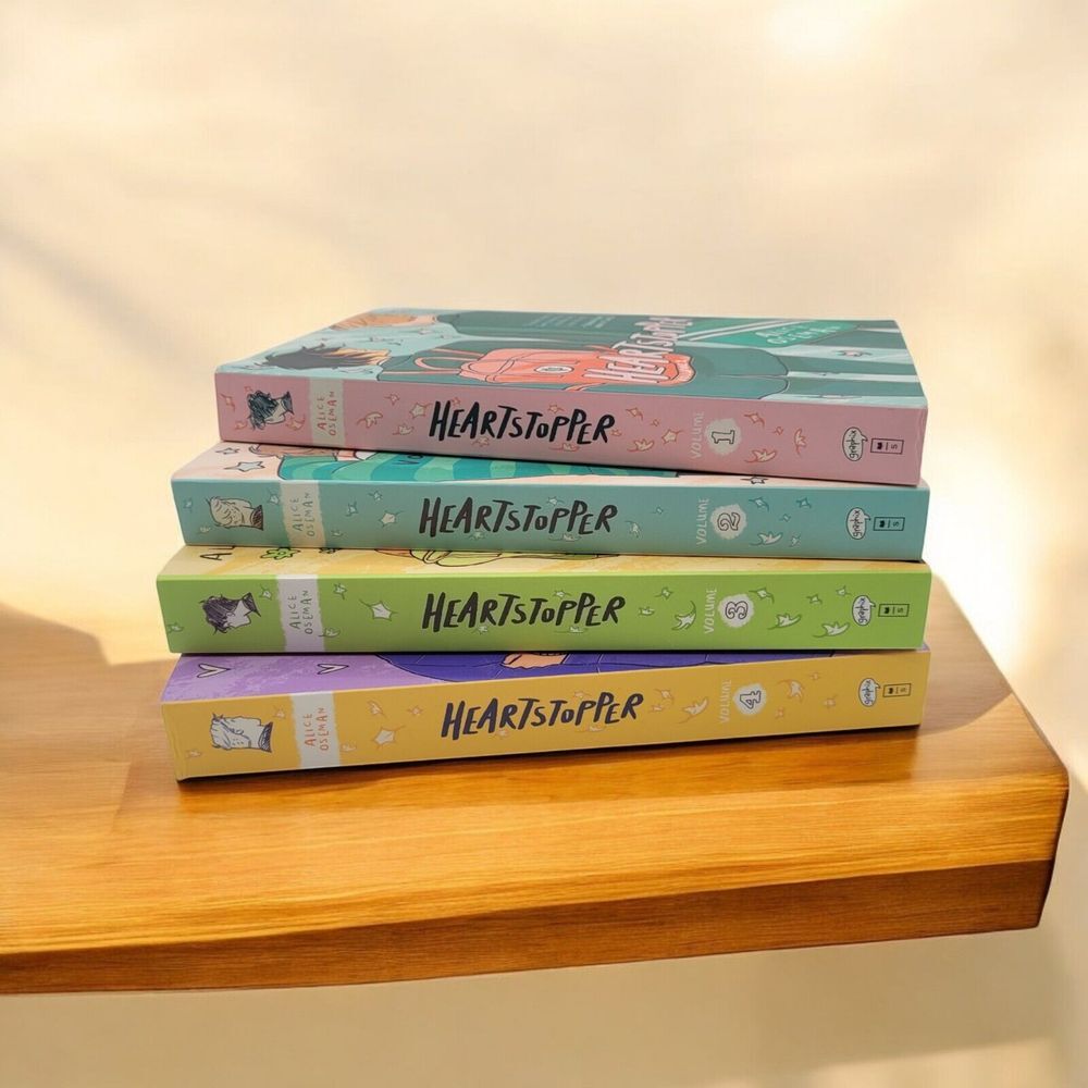 Heartstopper Series Vol 1-4, Complete Book Set Alice‎ Oseman, Paperback - NEW